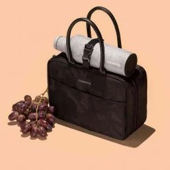 Corkcicle Baldwin Boxer Lunch Bag In Camo Black 3 Corkcicle Baldwin Boxer Lunch Bag In Camo Black