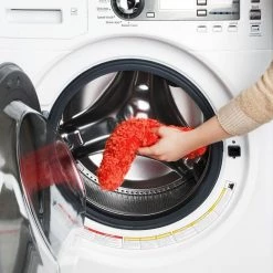 Cook With OXO OXO Good Grips Long Reach Dusting System In White/Red