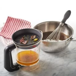OXO Good Gravy 4-Cup Fat Separator Cook With OXO