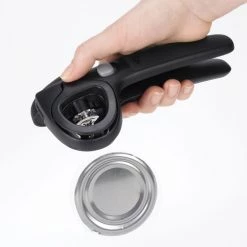 Cook With OXO OXO Good Grips Locking Can Opener With Lid Catch