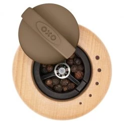 Oxo Wood Salt/Pepper Mills In Light Wood (2 Piece Set)