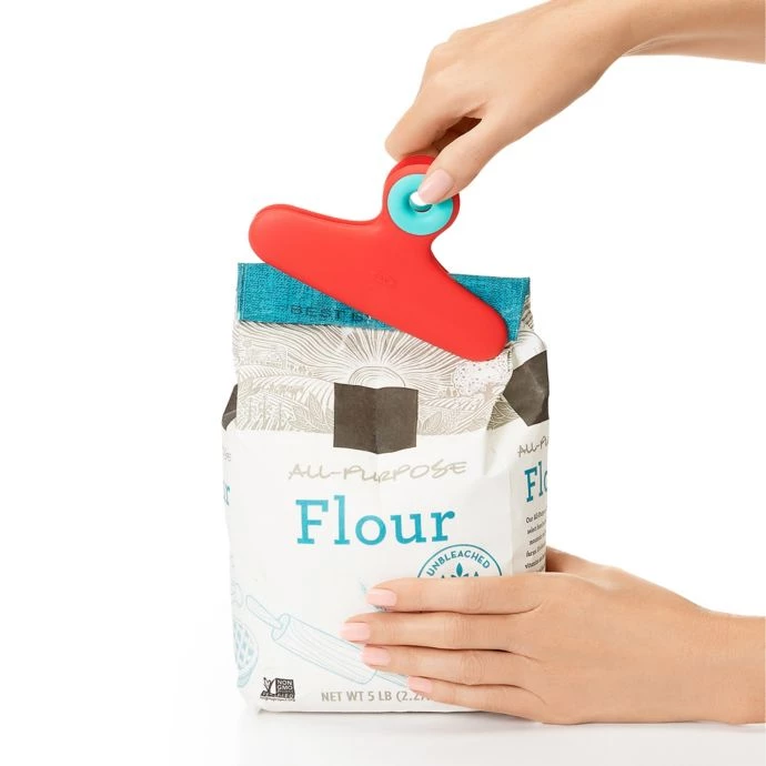 OXO Good Grips 2-Pack Bag Clips In Red 3 OXO Good Grips 2-Pack Bag Clips In Red