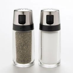 Cook With OXO OXO Good Grips Pepper Shaker 5 Cook With OXO OXO Good Grips Pepper Shaker