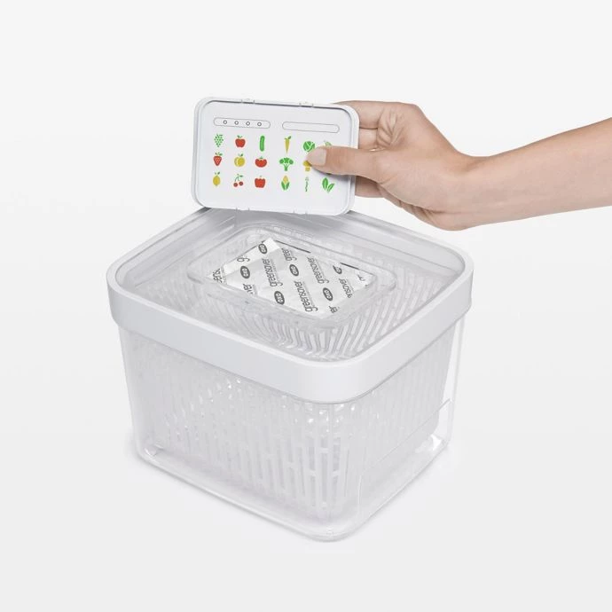 OXO Good Grips GreenSaver Crisper Insert Refills (Set Of 4) Cook With OXO 4 OXO Good Grips GreenSaver Crisper Insert Refills (Set Of 4) Cook With OXO