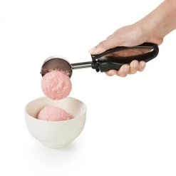 Cook With OXO OXO Good Grips Ice Cream Trigger Scooper