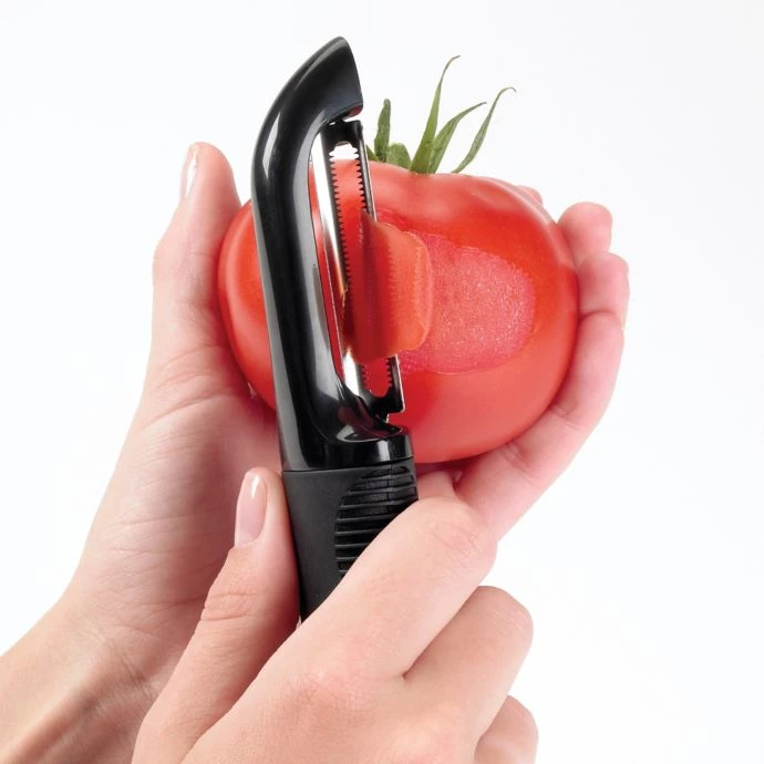 OXO Good Grips Serrated Peeler 3 OXO Good Grips Serrated Peeler