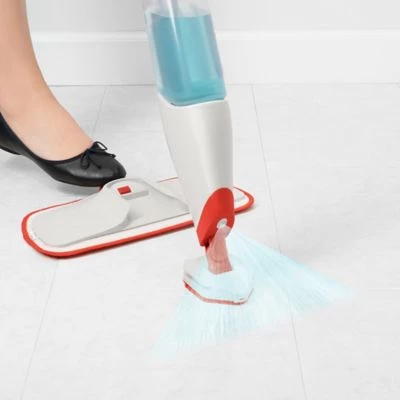 Clean With OXO OXO Good Grips Microfiber Spray Mop 3 Clean With OXO OXO Good Grips Microfiber Spray Mop