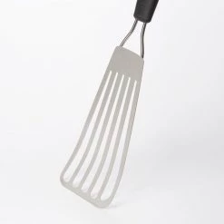 Cook With OXO OXO Good Grips Fish Turner