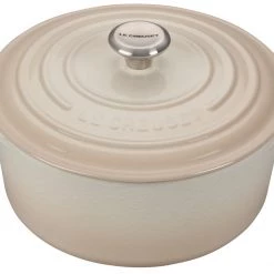 Le Creuset Signature 9 Quart Round Enameled Cast Iron Dutch Oven 14 Le Creuset Signature 9 Quart Round Enameled Cast Iron Dutch Oven