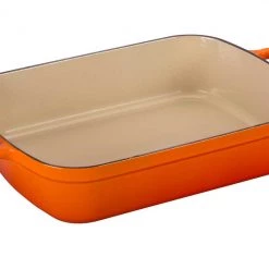 Le Creuset Bakeware Le Creuset 5.25 Quart Enameled Cast Iron Signature Rectangular Roaster