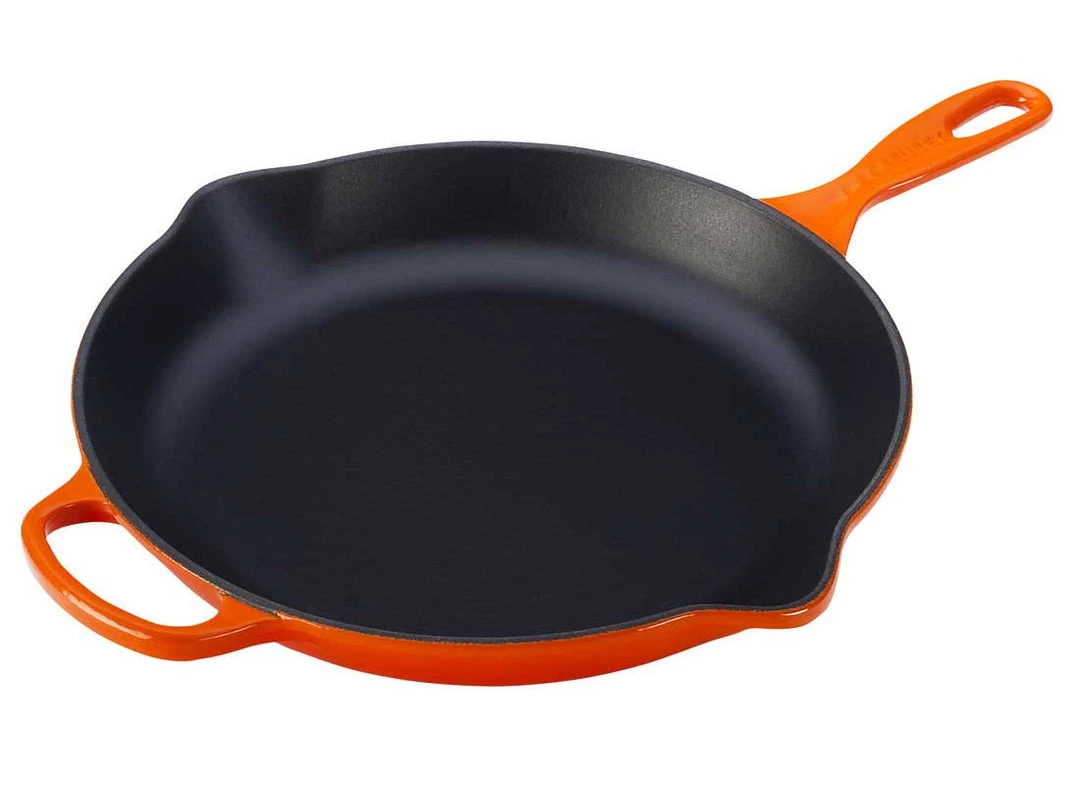 Le Creuset 6 1/3" Enameled Cast Iron Signature Skillet 1 Le Creuset 6 1/3" Enameled Cast Iron Signature Skillet