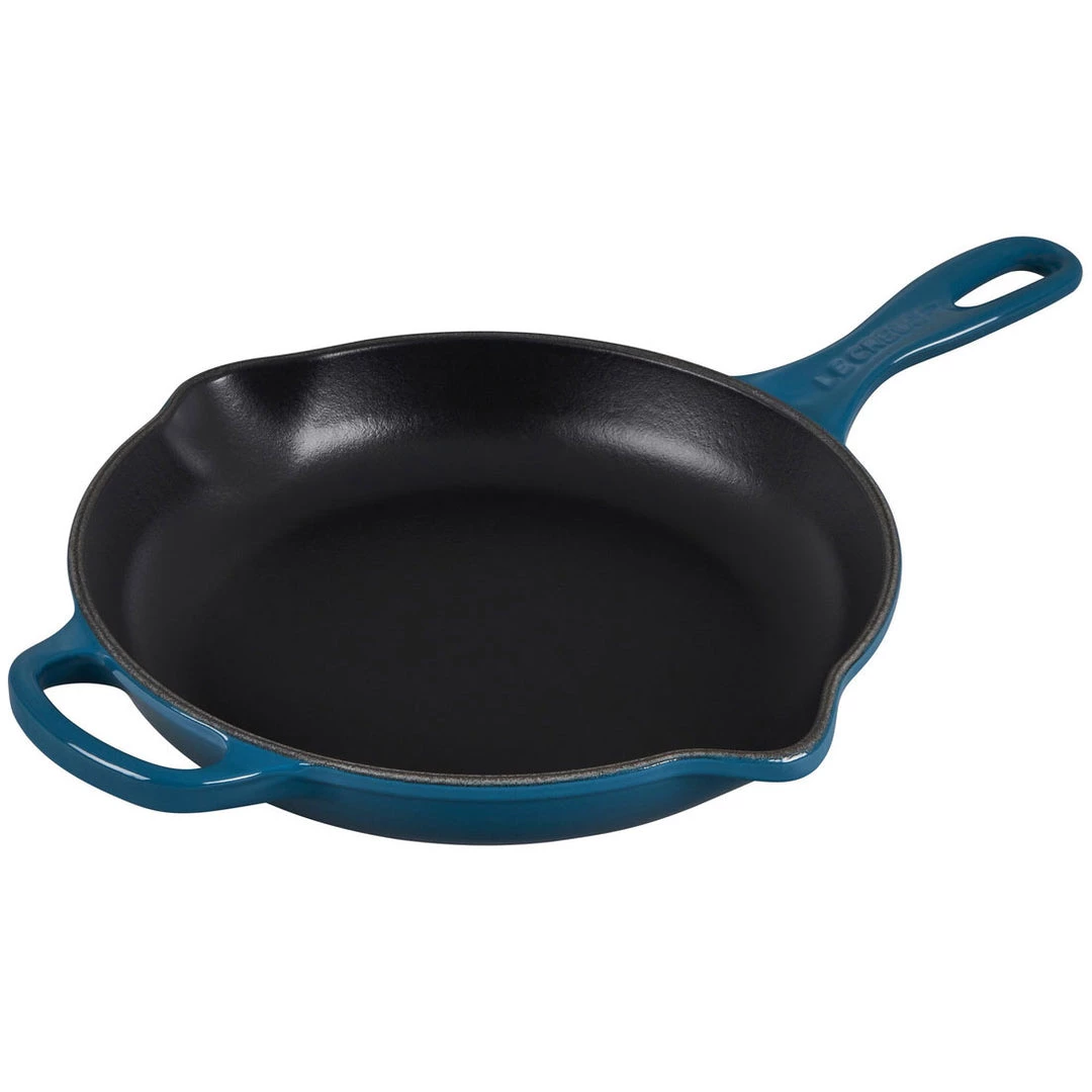 Le Creuset Skillets & Frypans Le Creuset 10.25" Enameled Cast Iron Signature Skillet 12 Le Creuset Skillets & Frypans Le Creuset 10.25" Enameled Cast Iron Signature Skillet
