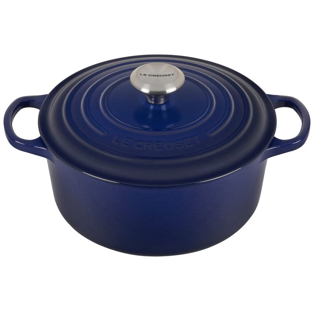 Le Creuset Signature 4.5 Quart Round Enameled Cast Iron Dutch Oven 9 Le Creuset Signature 4.5 Quart Round Enameled Cast Iron Dutch Oven