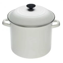 Le Creuset 8 Quart Stockpot Le Creuset Stockpots & Tea Kettles