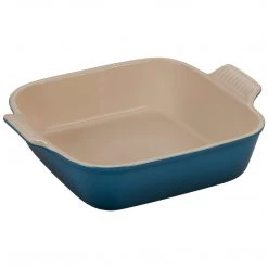 Le Creuset 3 Quart Heritage Stoneware Square Dish Le Creuset Bakeware 19 Le Creuset 3 Quart Heritage Stoneware Square Dish Le Creuset Bakeware