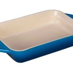Le Creuset 1.8 Quart Stoneware Rectangular Dish 6 Le Creuset 1.8 Quart Stoneware Rectangular Dish