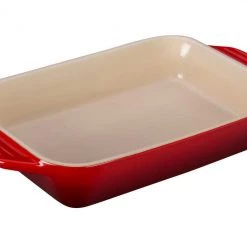 Le Creuset 1.8 Quart Stoneware Rectangular Dish 7 Le Creuset 1.8 Quart Stoneware Rectangular Dish