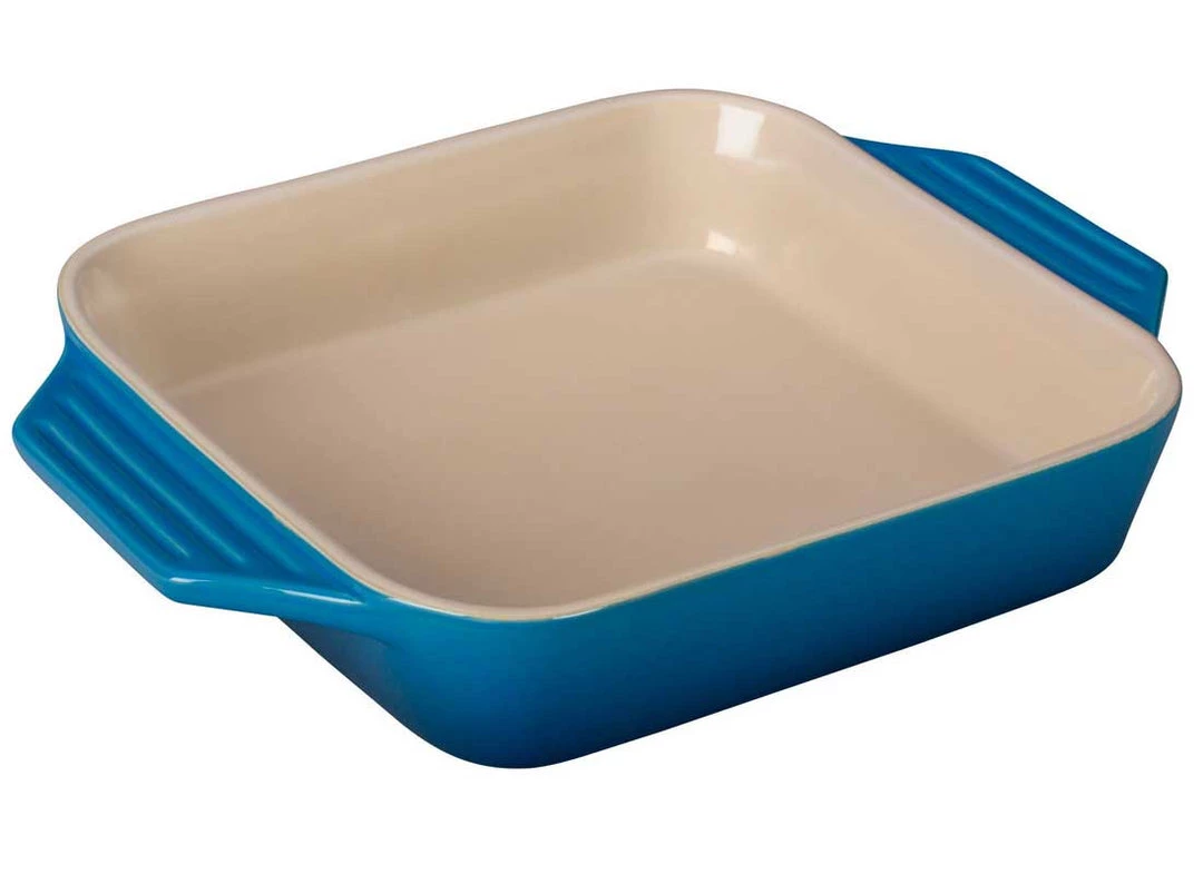 Le Creuset 2.2 Quart Stoneware Square Dish 3 Le Creuset 2.2 Quart Stoneware Square Dish