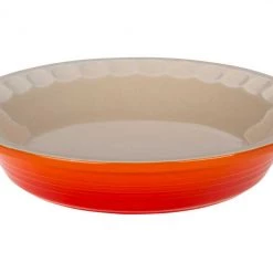 Le Creuset 9 Inch Stoneware Pie Dish Le Creuset Bakeware