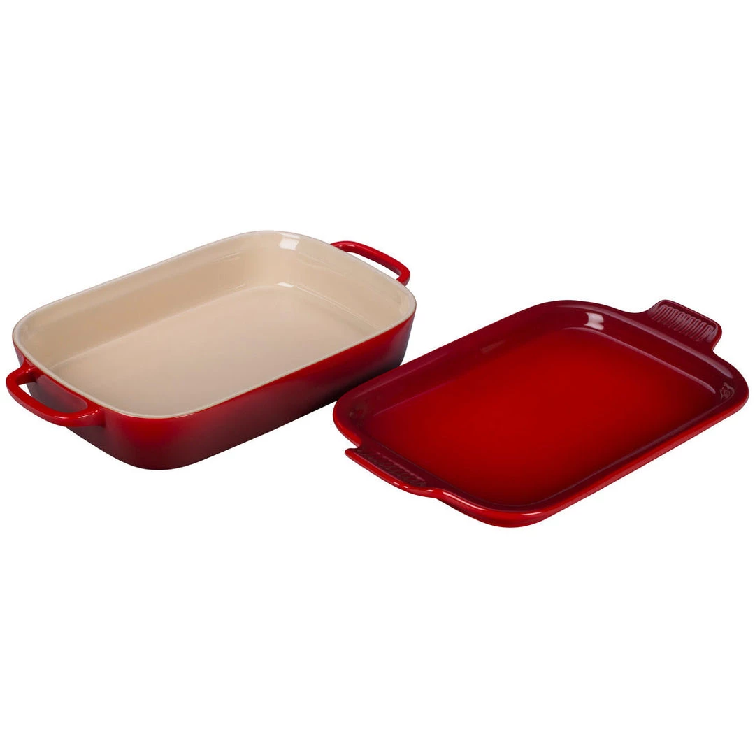 Le Creuset Bakeware Le Creuset 2.75 Quart Heritage Stoneware Rectangular Casserole With Platter Lid 1 Le Creuset Bakeware Le Creuset 2.75 Quart Heritage Stoneware Rectangular Casserole With Platter Lid