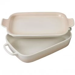 Le Creuset Bakeware Le Creuset 2.75 Quart Heritage Stoneware Rectangular Casserole With Platter Lid 10 Le Creuset Bakeware Le Creuset 2.75 Quart Heritage Stoneware Rectangular Casserole With Platter Lid