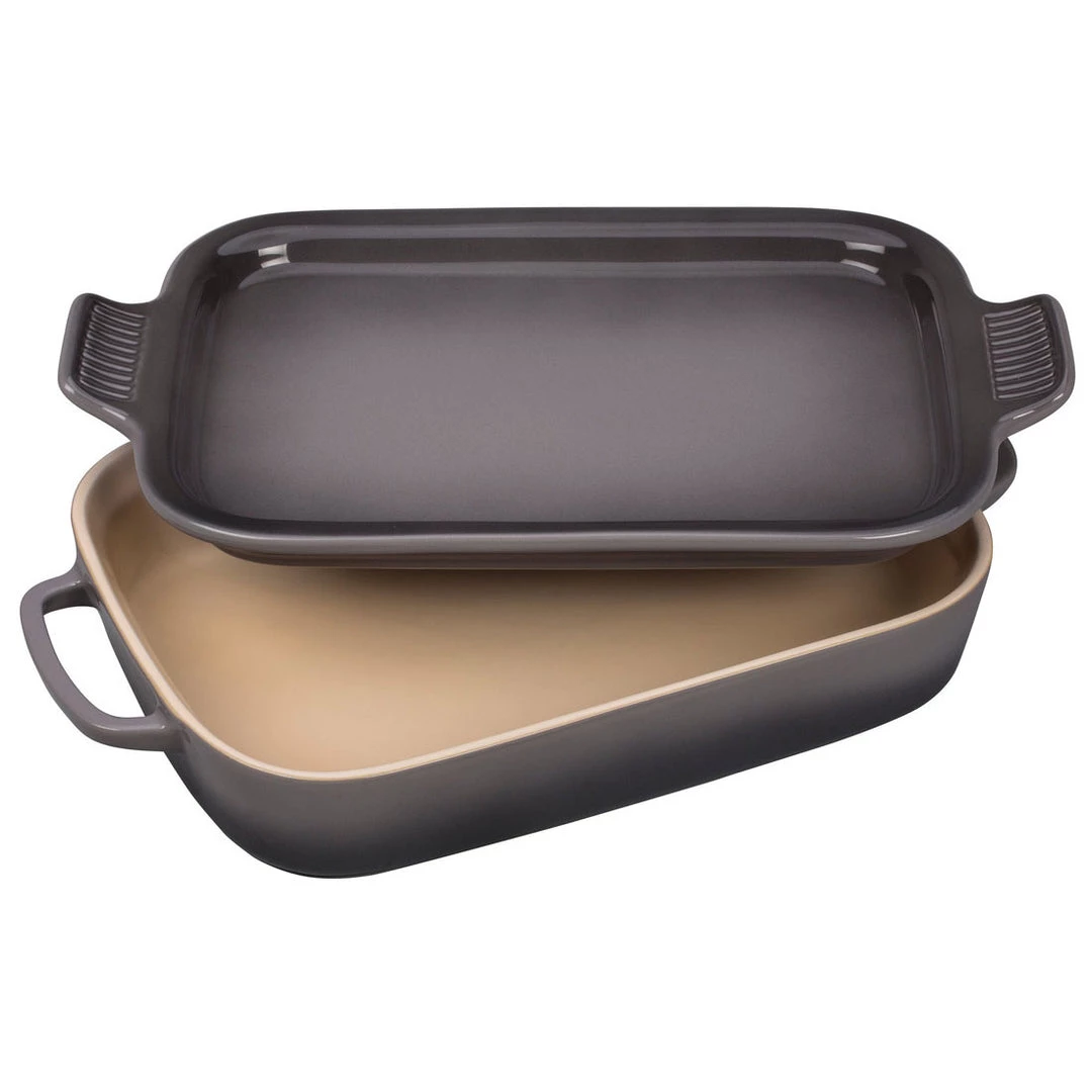 Le Creuset Bakeware Le Creuset 2.75 Quart Heritage Stoneware Rectangular Casserole With Platter Lid 2 Le Creuset Bakeware Le Creuset 2.75 Quart Heritage Stoneware Rectangular Casserole With Platter Lid