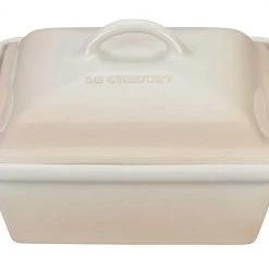 Le Creuset 2.5 Quart Heritage Covered Square Stoneware Casserole 17 Le Creuset 2.5 Quart Heritage Covered Square Stoneware Casserole
