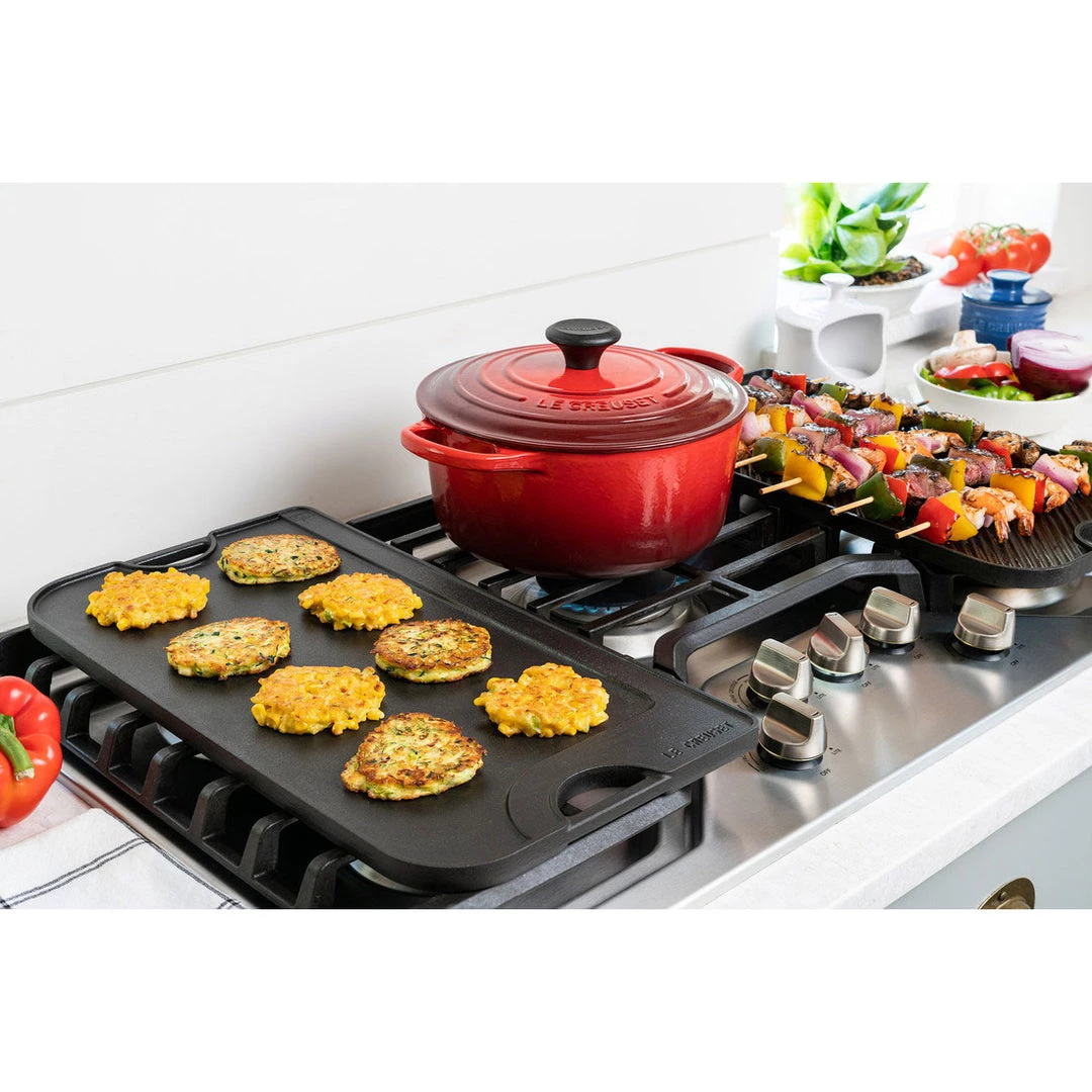 Le Creuset Giant Reversible Grill / Griddle 2 Le Creuset Giant Reversible Grill / Griddle