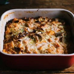 Le Creuset 3 Quart Heritage Stoneware Square Dish Le Creuset Bakeware 18 Le Creuset 3 Quart Heritage Stoneware Square Dish Le Creuset Bakeware