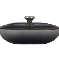 Le Creuset Bakeware Le Creuset 3.75 Quart Signature Oval Enameled Cast Iron Casserole